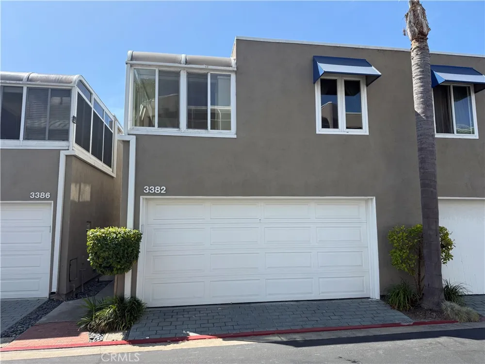 3382 Tempe Drive Huntington Beach, CA 92649