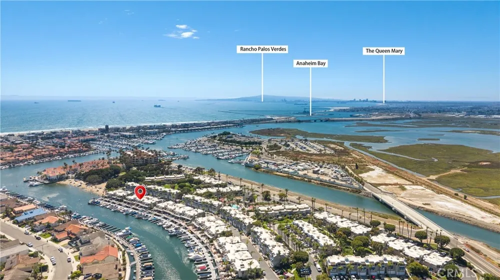 3382 Tempe Drive Huntington Beach, CA 92649