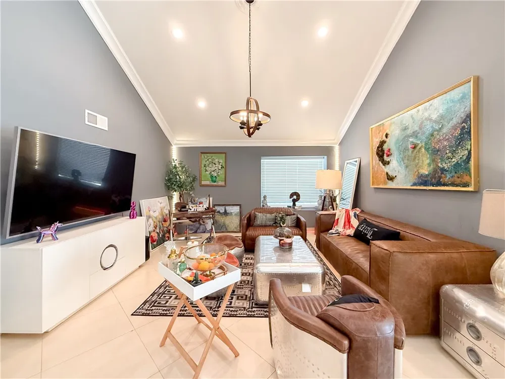 24168 Avenida Rancheros Diamond Bar, CA 91765