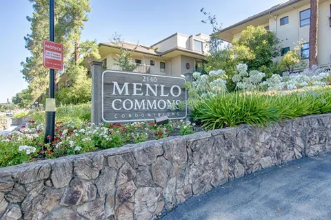 2140 Santa Cruz Avenue #B106
