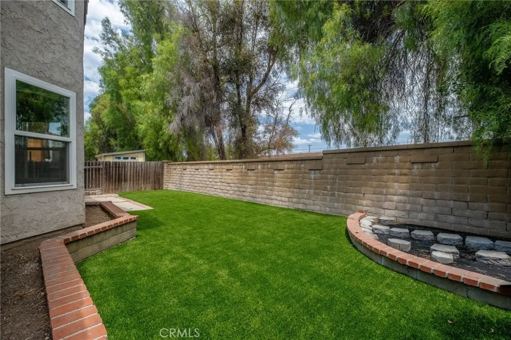 32 Rising Hill Road Pomona, CA 91766