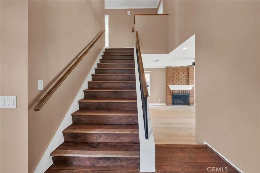 32 Rising Hill Road Pomona, CA 91766