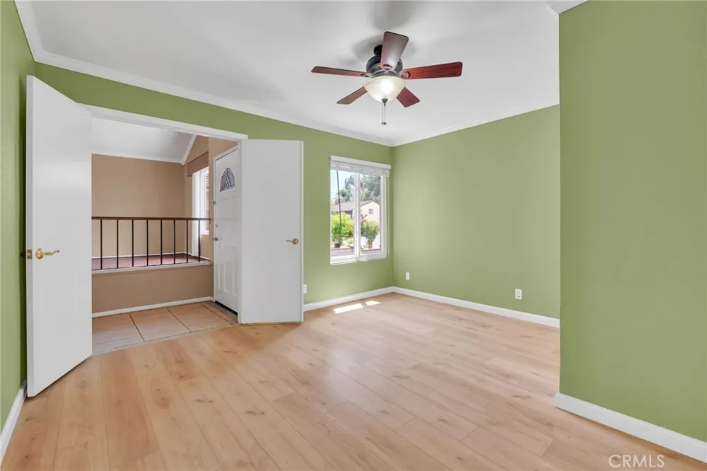 32 Rising Hill Road Pomona, CA 91766