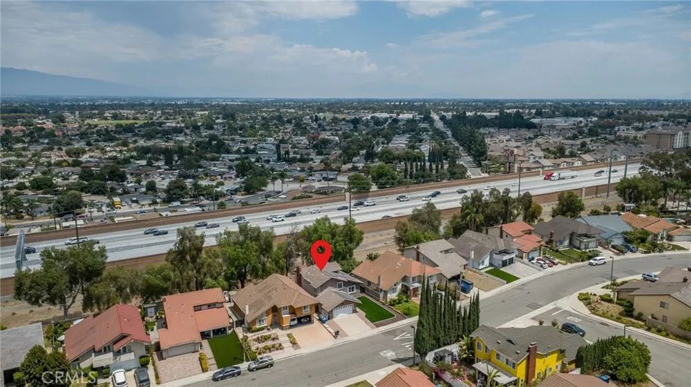 32 Rising Hill Road Pomona, CA 91766