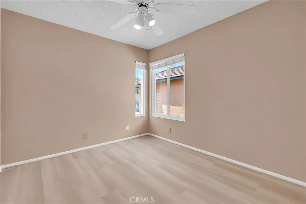 32 Rising Hill Road Pomona, CA 91766