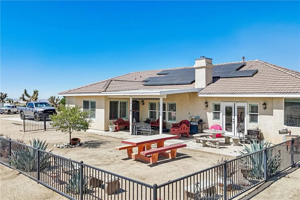 11374 Arena Road Pinon Hills, CA 92372