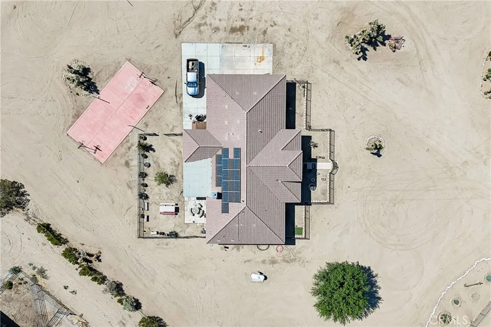 11374 Arena Road Pinon Hills, CA 92372