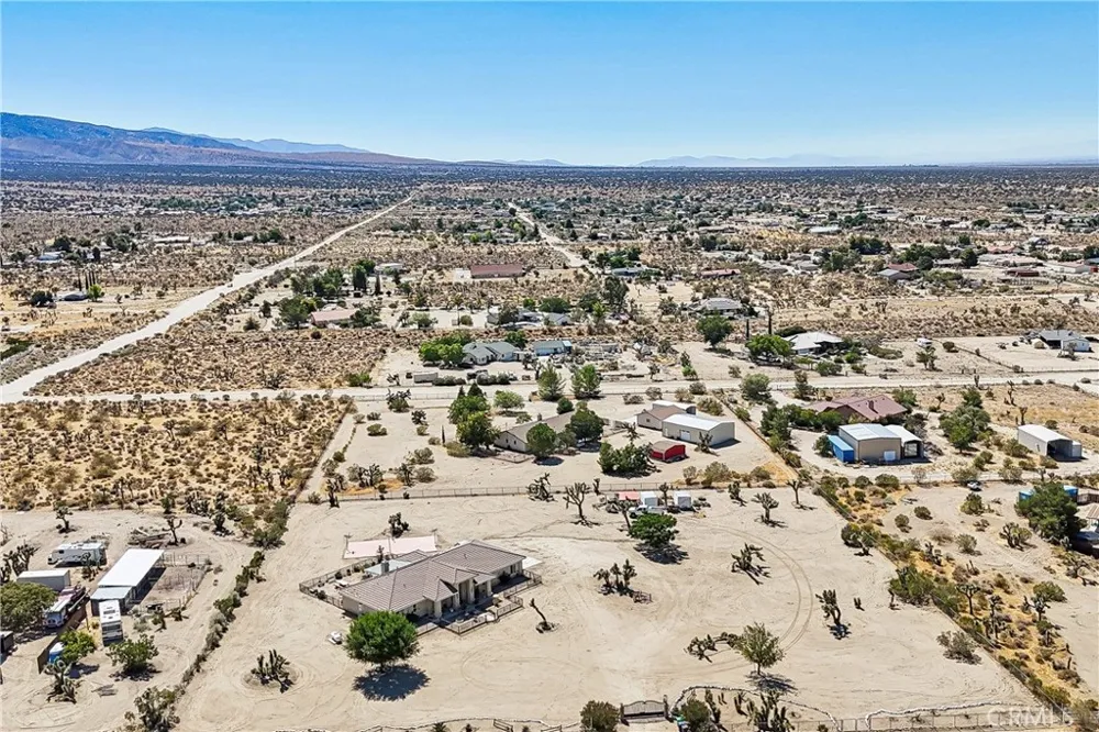 11374 Arena Road Pinon Hills, CA 92372