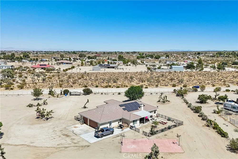 11374 Arena Road Pinon Hills, CA 92372
