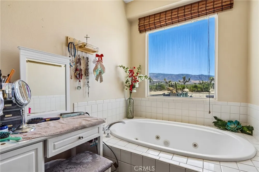 11374 Arena Road Pinon Hills, CA 92372