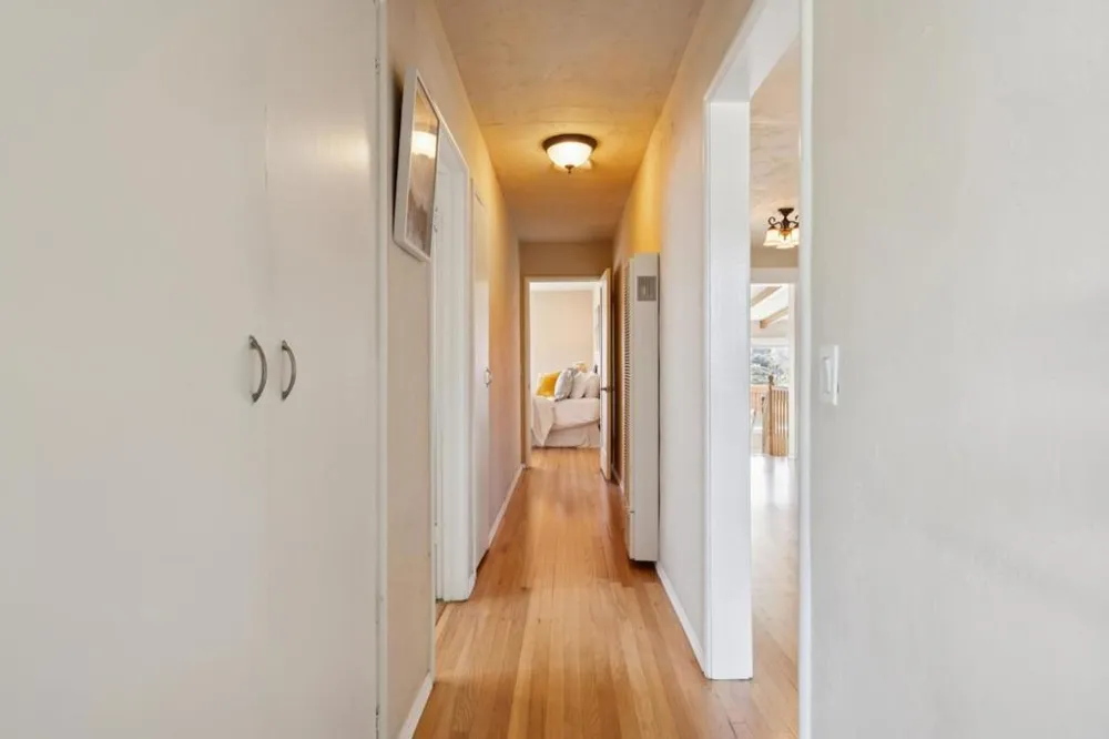 1000 Portola Drive Del Rey Oaks, CA 93940