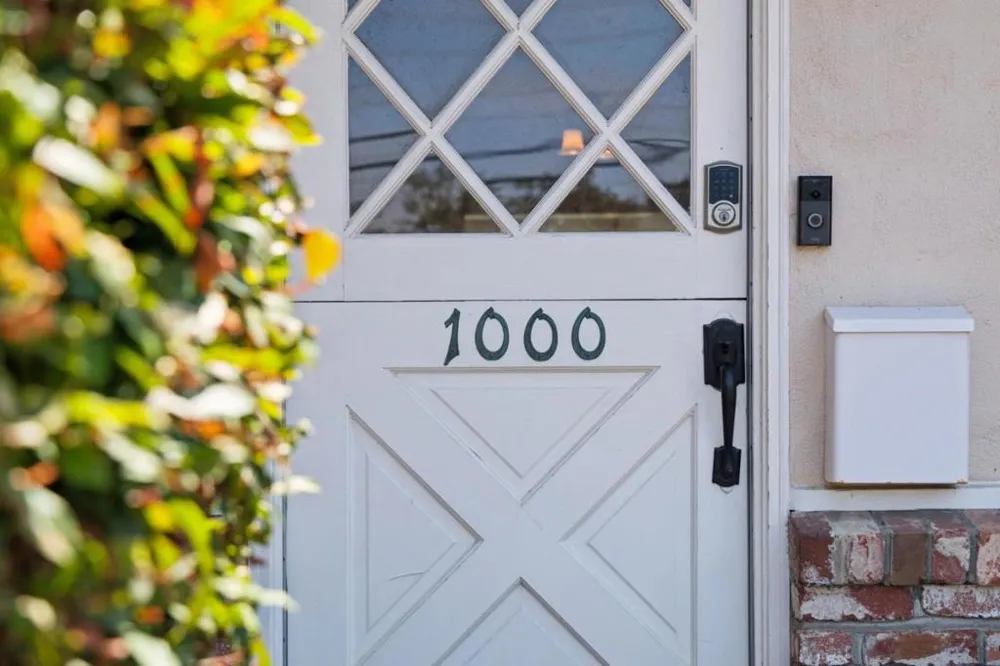 1000 Portola Drive Del Rey Oaks, CA 93940