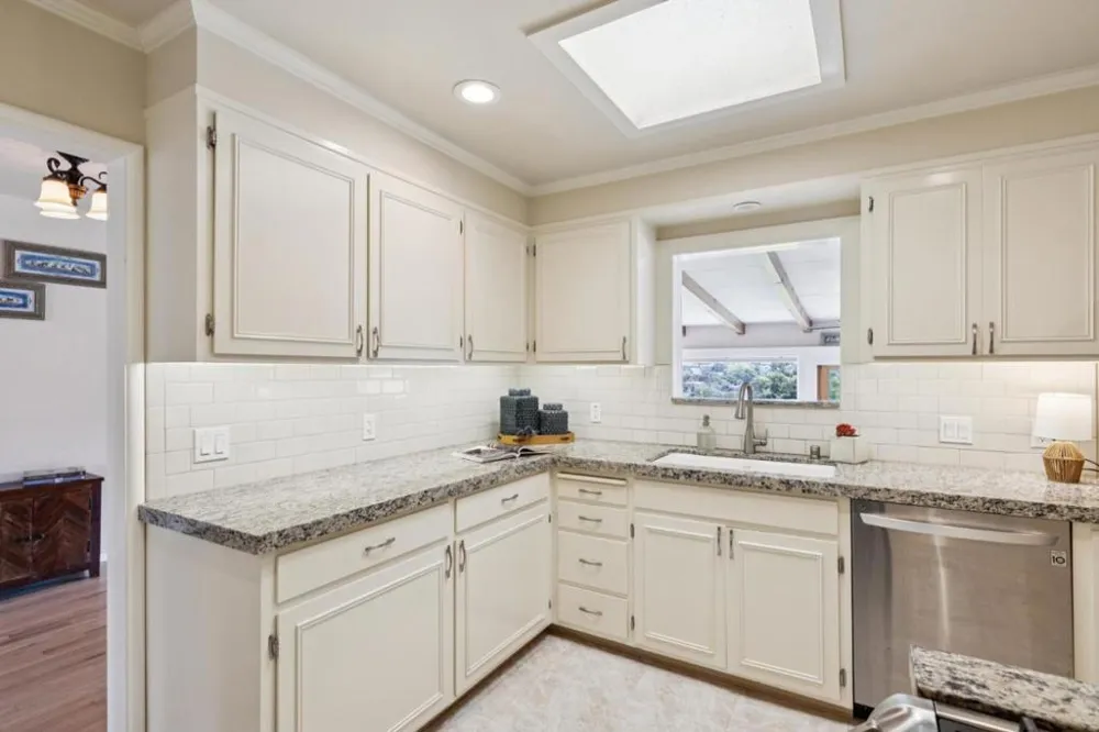 1000 Portola Drive Del Rey Oaks, CA 93940