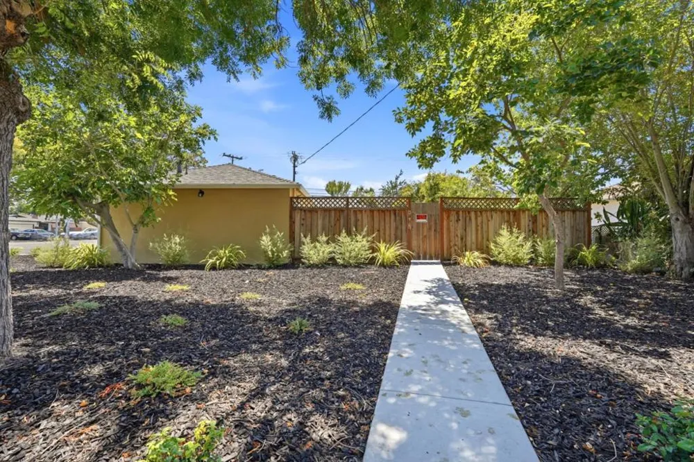 1150 Kiely Boulevard Santa Clara, CA 95051