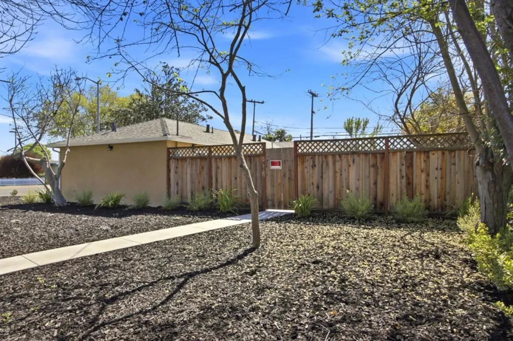 1150 Kiely Boulevard Santa Clara, CA 95051