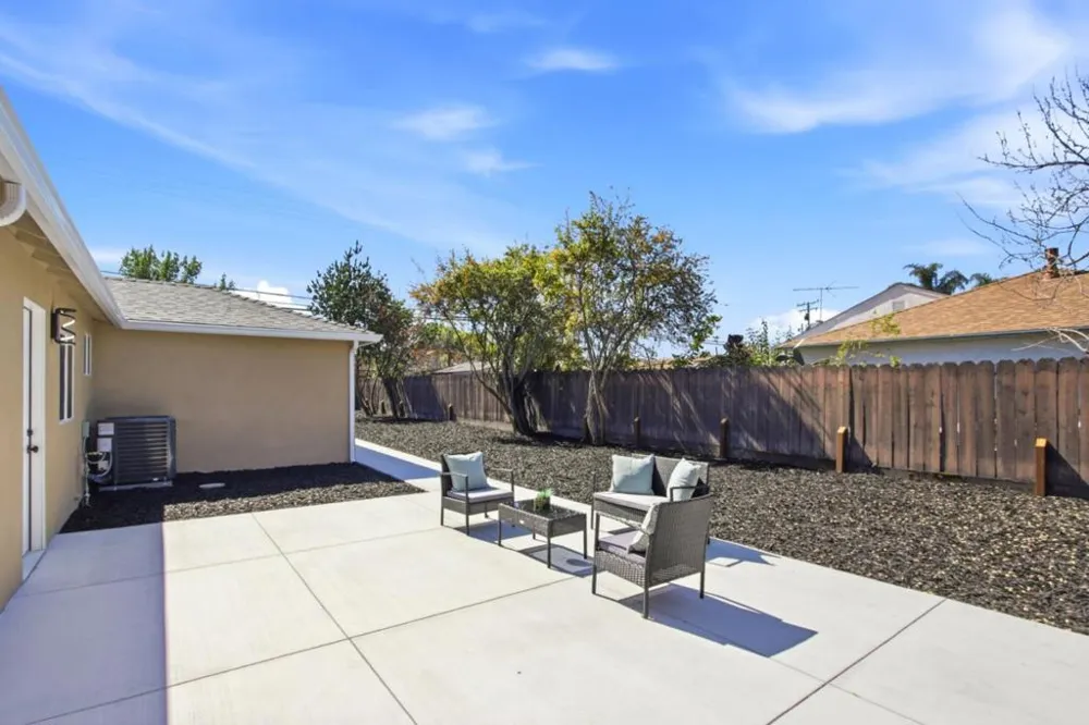 1150 Kiely Boulevard Santa Clara, CA 95051