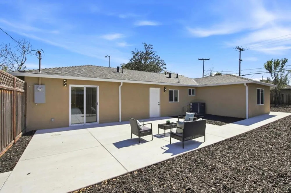 1150 Kiely Boulevard Santa Clara, CA 95051