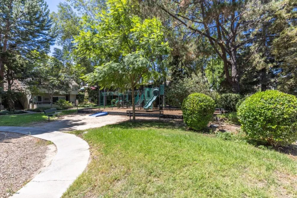 287 Tradewinds Drive #11 San Jose, CA 95123