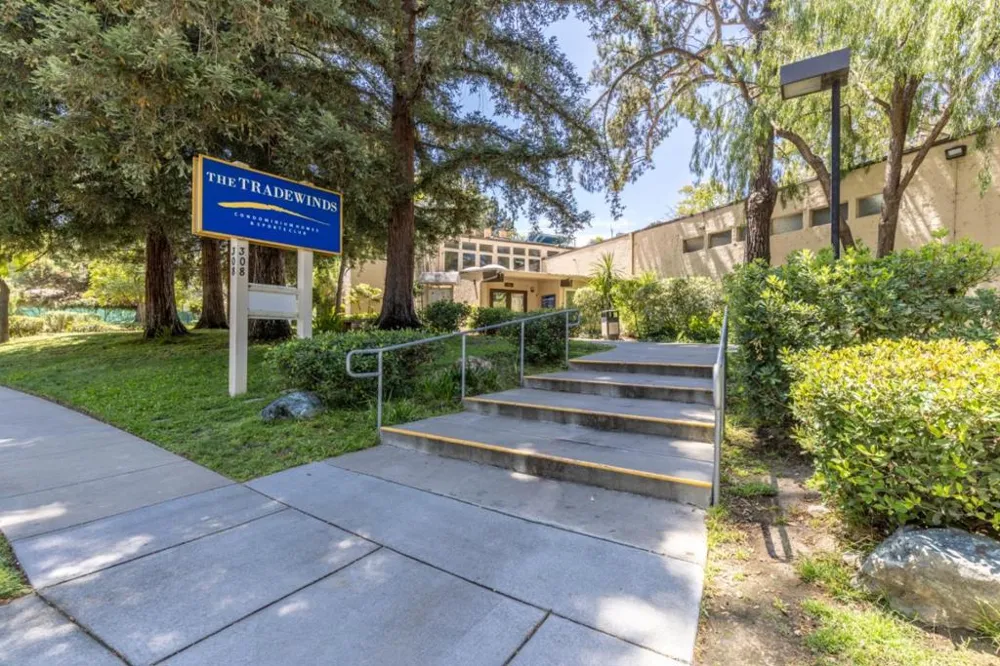 287 Tradewinds Drive #11 San Jose, CA 95123