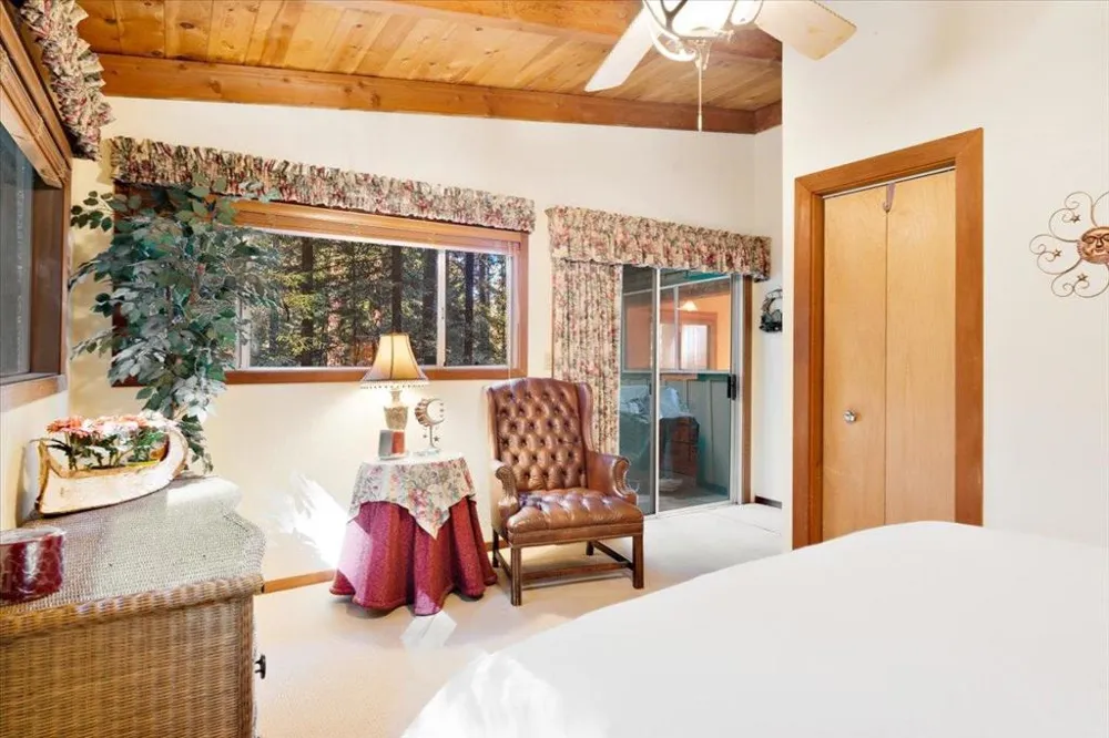 1079 Scenic Drive Felton, CA 95018