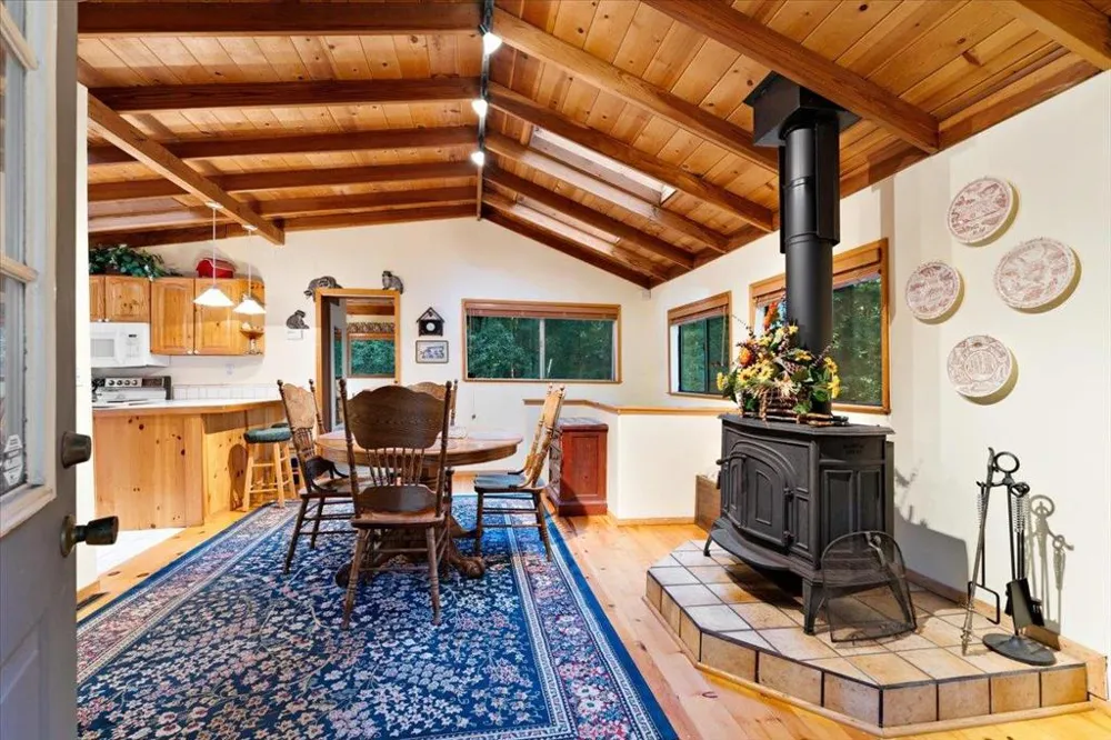 1079 Scenic Drive Felton, CA 95018