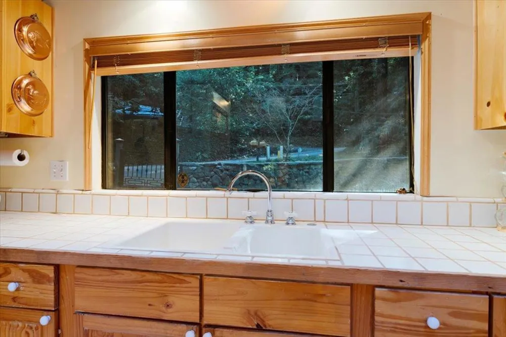 1079 Scenic Drive Felton, CA 95018