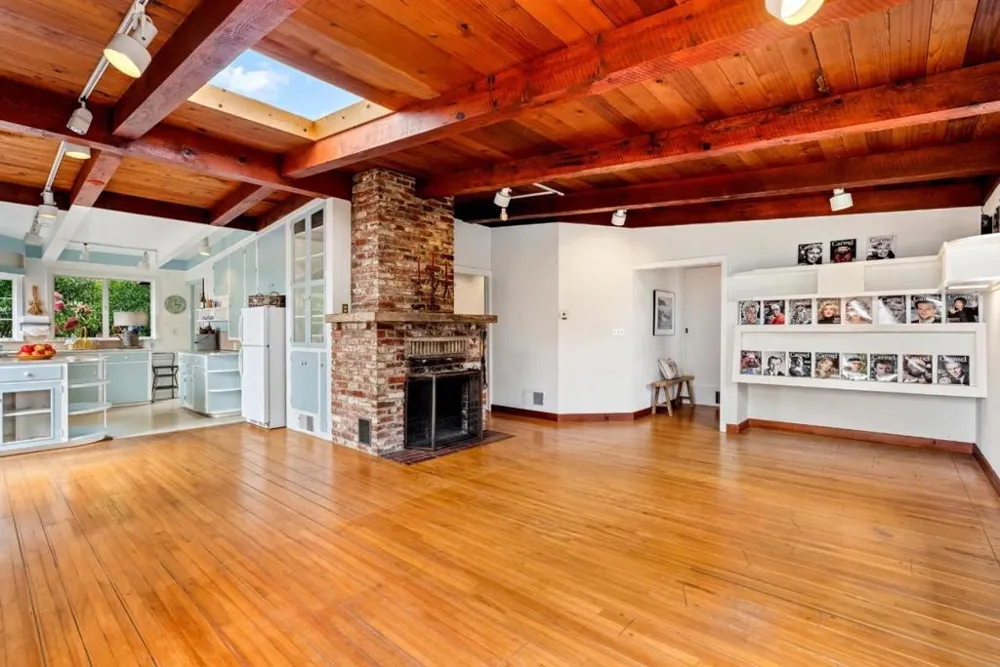 3rd Avenue 2 NE Mission Street Carmel, CA 93921