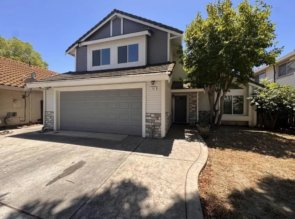250 Orestimba Circle Tracy, CA 95376