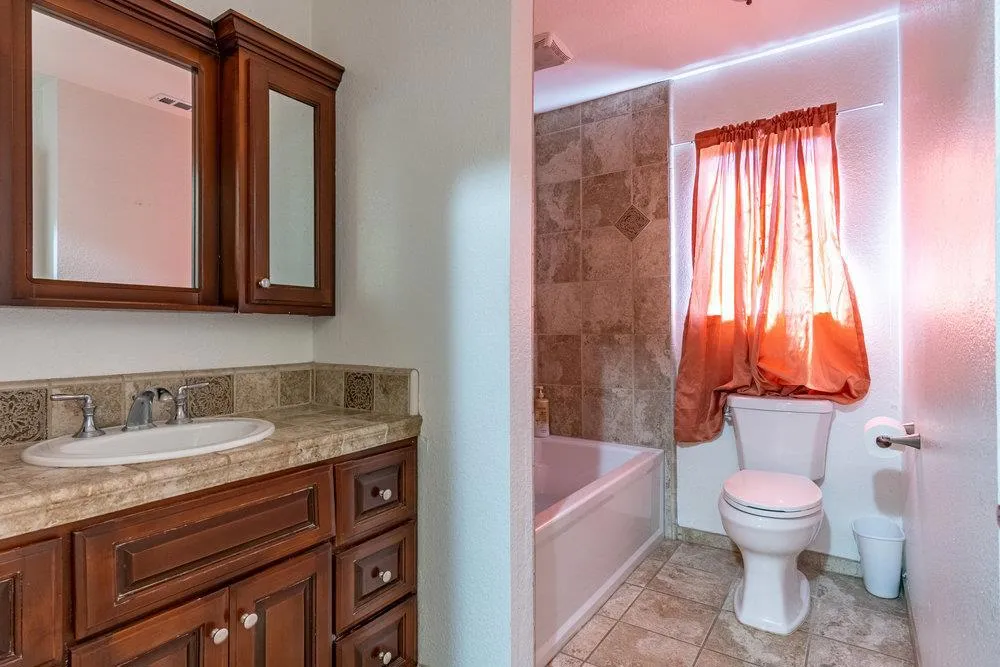 740 Verdun Avenue Hollister, CA 95023