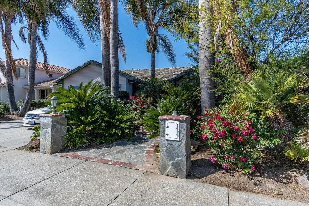 740 Verdun Avenue Hollister, CA 95023
