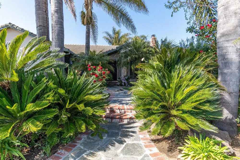 740 Verdun Avenue Hollister, CA 95023