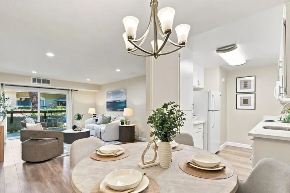 309 Tradewinds Drive #15 San Jose, CA 95123