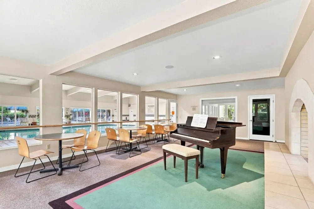 309 Tradewinds Drive #15 San Jose, CA 95123