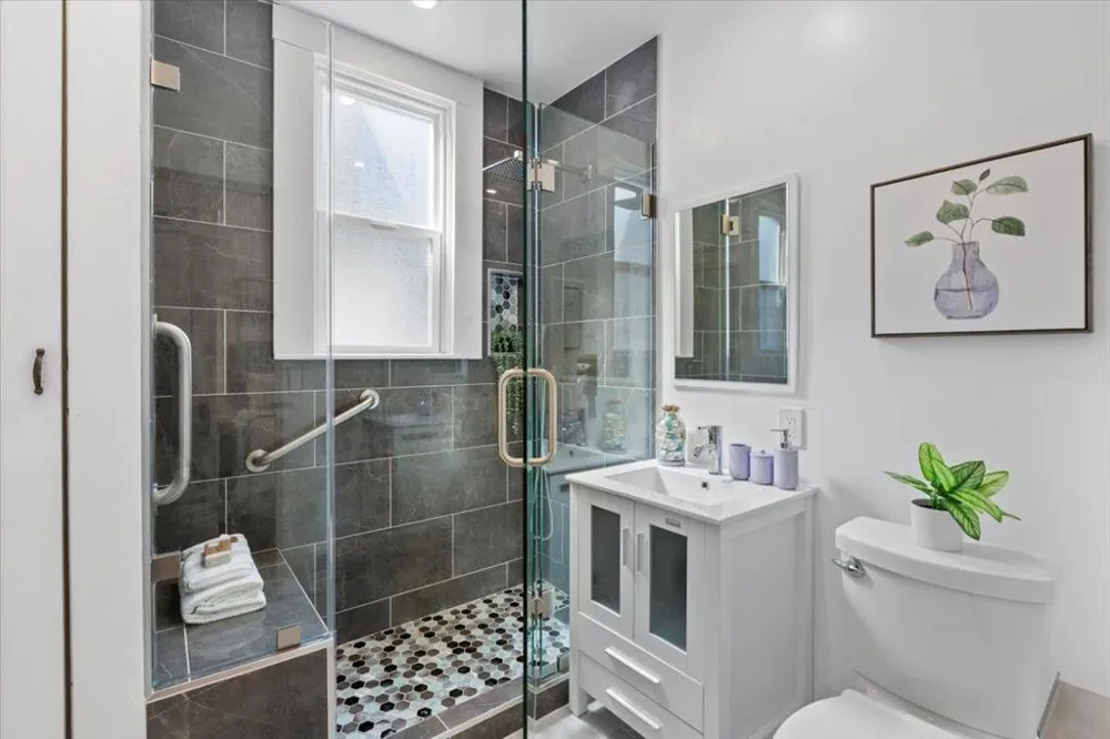 25 Colonial Way San Francisco, CA 94112