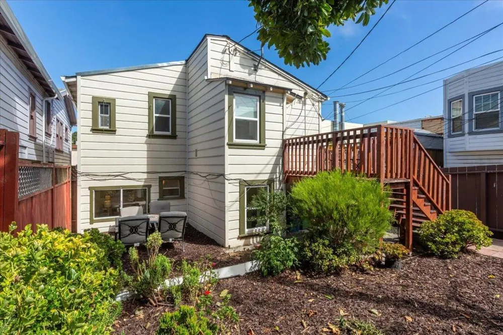 25 Colonial Way San Francisco, CA 94112