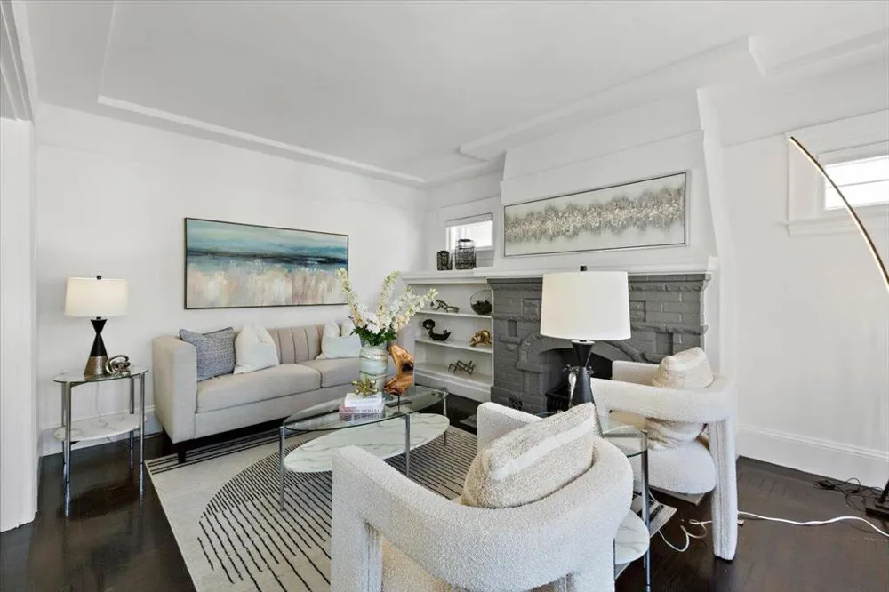 25 Colonial Way San Francisco, CA 94112