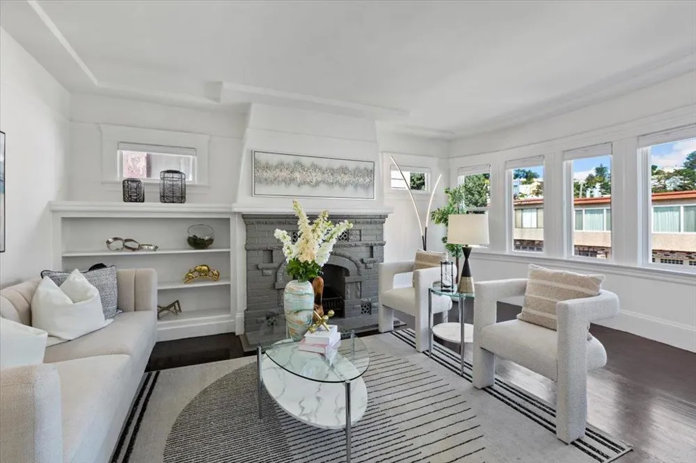 25 Colonial Way San Francisco, CA 94112