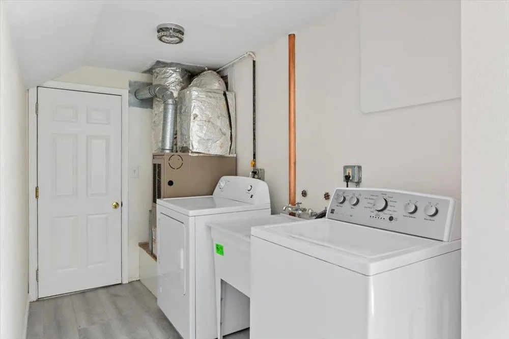 25 Colonial Way San Francisco, CA 94112