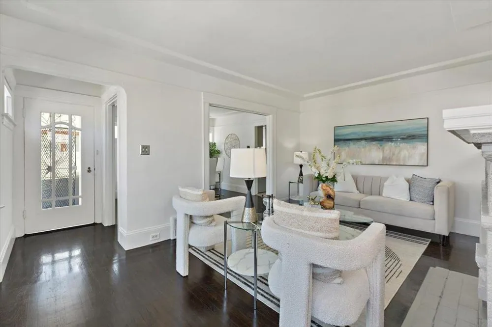 25 Colonial Way San Francisco, CA 94112