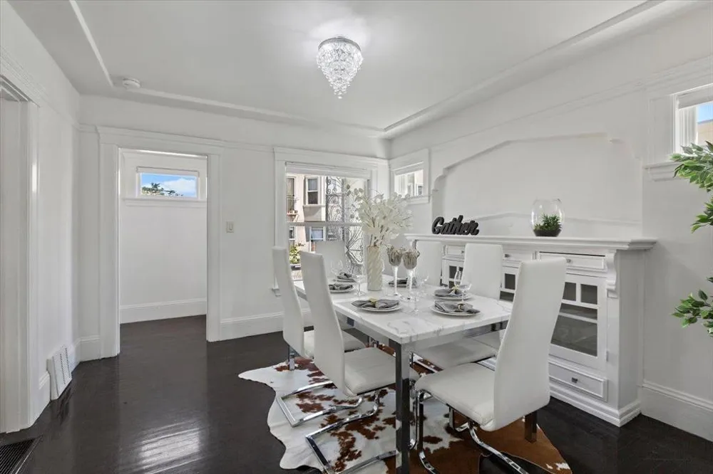 25 Colonial Way San Francisco, CA 94112