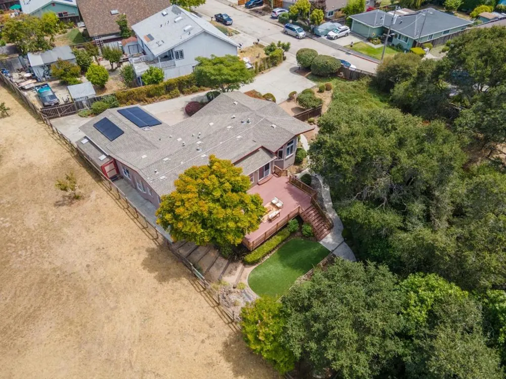3210 Churnside Lane Santa Cruz, CA 95062