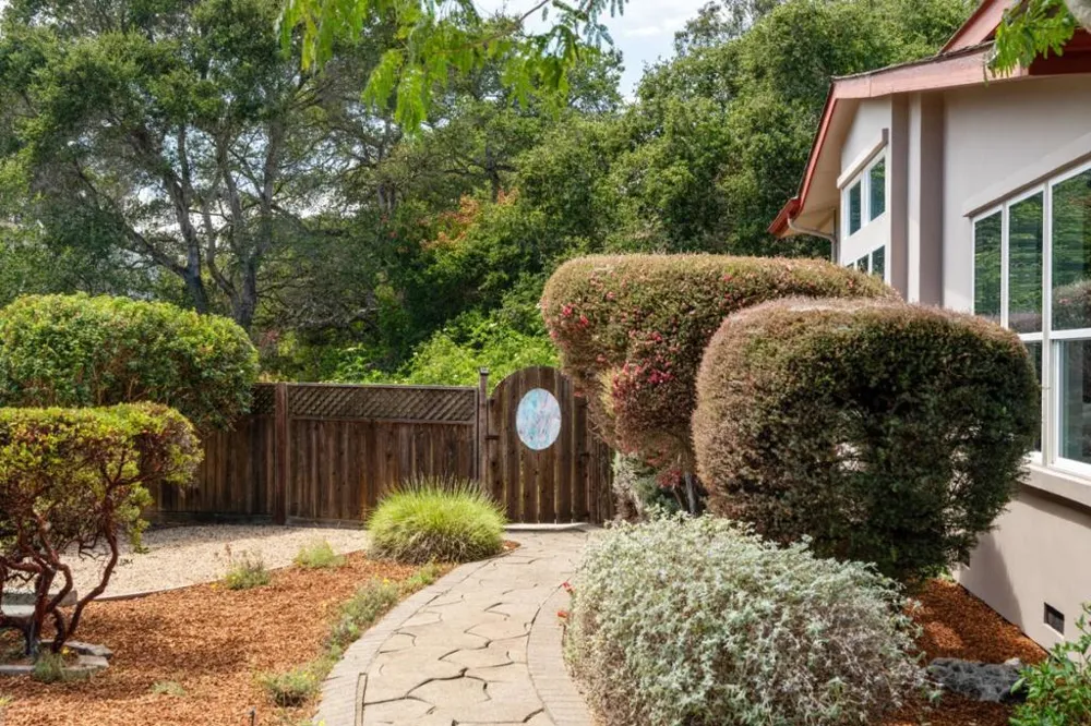 3210 Churnside Lane Santa Cruz, CA 95062