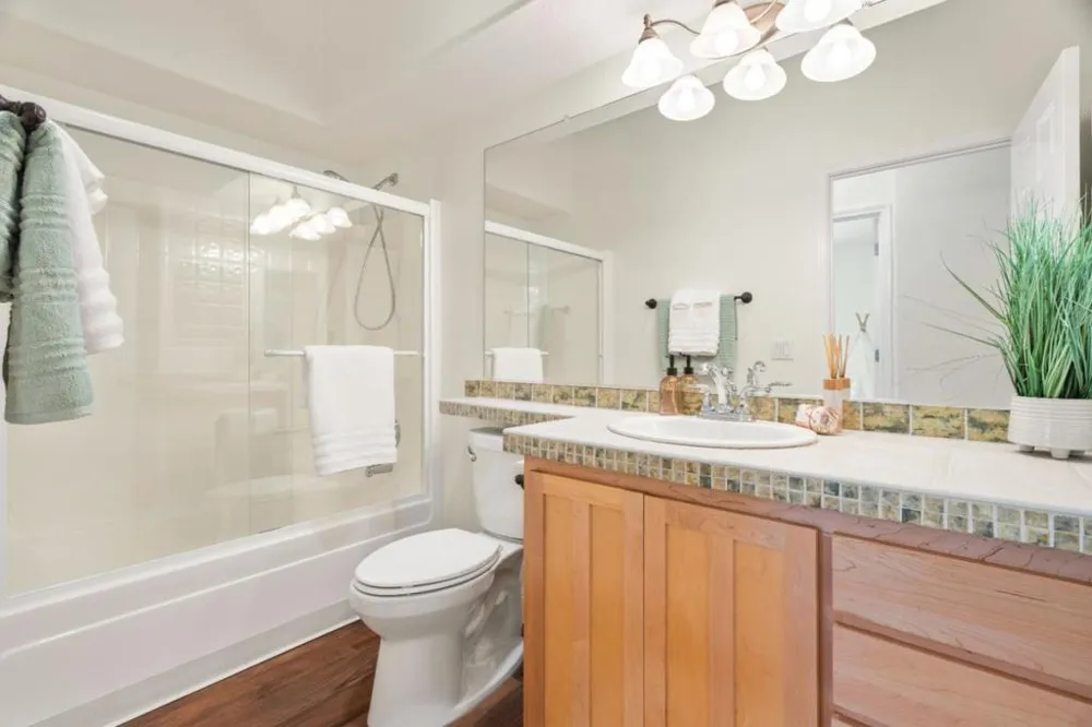 3210 Churnside Lane Santa Cruz, CA 95062