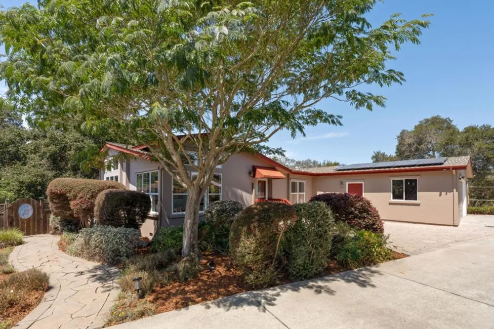 3210 Churnside Lane Santa Cruz, CA 95062