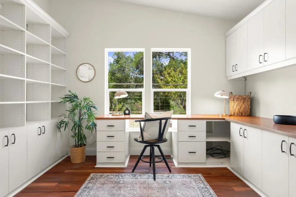 3210 Churnside Lane Santa Cruz, CA 95062