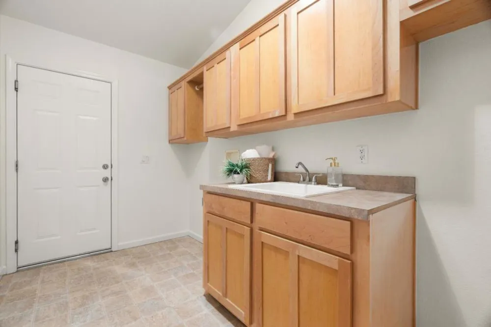 3210 Churnside Lane Santa Cruz, CA 95062