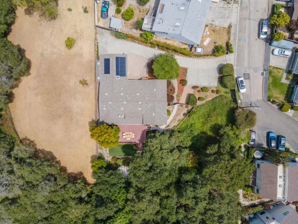 3210 Churnside Lane Santa Cruz, CA 95062
