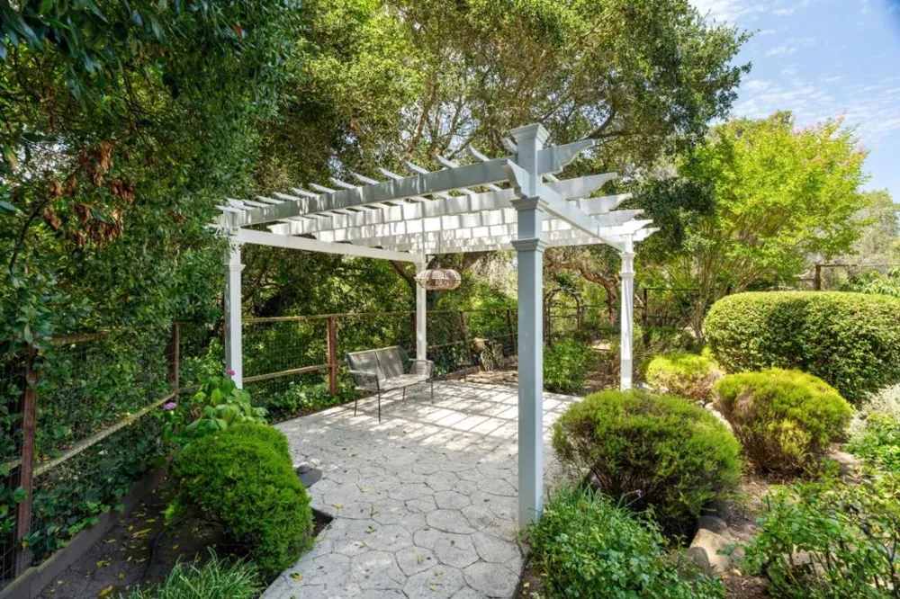 3210 Churnside Lane Santa Cruz, CA 95062