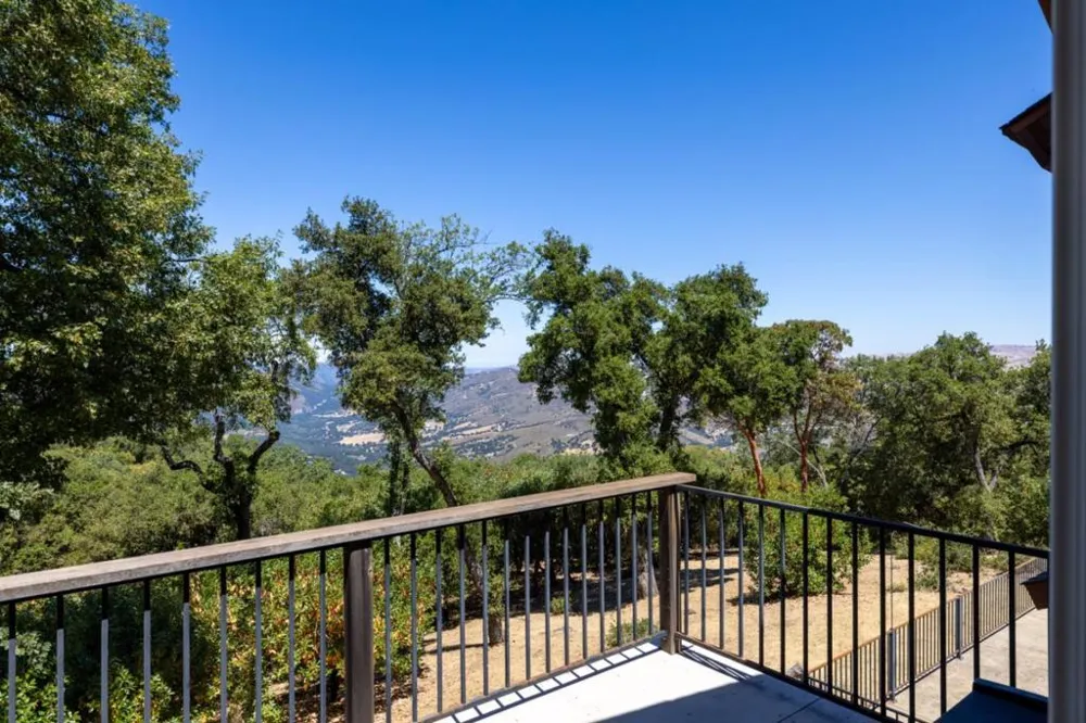 39537 Laurel Springs Road Carmel Valley, CA 93924