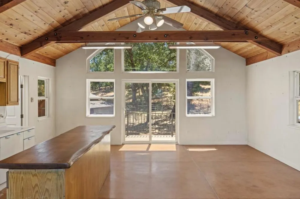 39537 Laurel Springs Road Carmel Valley, CA 93924